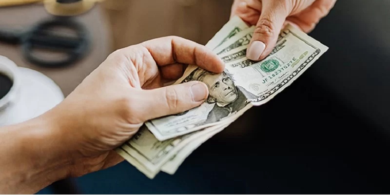 Giải đáp mơ thấy tiền đánh con gì